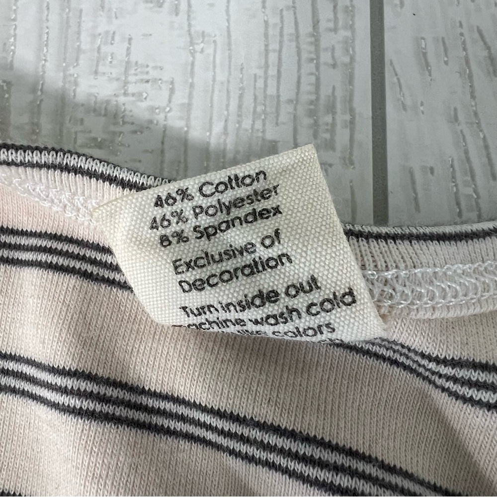 Lulu + Roo Striped Flutter Top - Picture 3 of 10